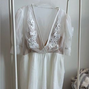 PUFF SLEEVE FLORAL DETAIL PLUNGE NECK DRESS